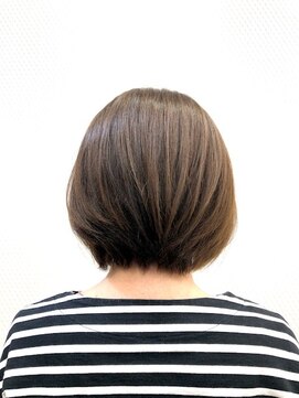 クオリス 上福岡店(QUALIS) 前下がり/小顔/ショートボブ/ショート/ひし形/アッシュベージュ