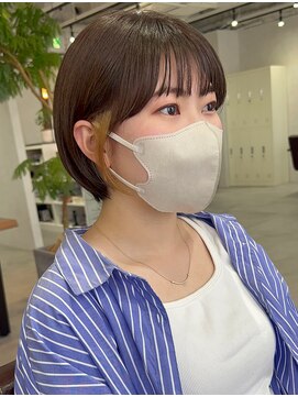 ソイデュエ 梅田(soi due) 丸みショート/イヤリングカラー