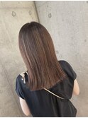 切りっぱなしスタイル　ハイライト　オレンジブラウン