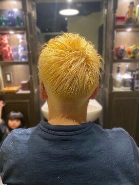 バレス 田町(BALES) [スキンフェード/ツイストスパイラル/田町]