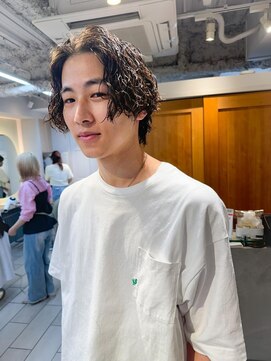 テトラ バイ ネオリーブ 横浜西口店(tetra by neolive) 横浜★ツイストスパイラルパーマセンターパート