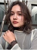 20代30代アッシュグレージュミディアムウルフ伸ばしかけ抜け感