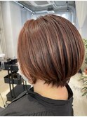 白髪ぼかしハイライト&前下がりショートボブ丸みショート