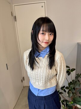 イコ 心斎橋(.ico) フェイスフレーミングカラーショートウルフミディアムレイヤー