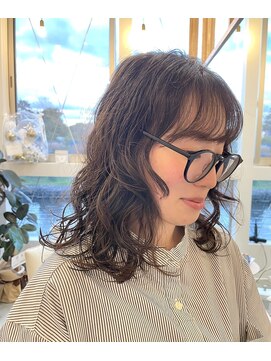 ネイ(nei) ゆったりウェーブ