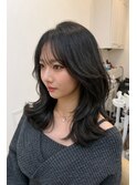 レイヤーカット くびれヘア 韓国風 暗髪