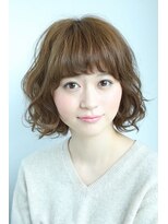アークイラ(Aquila)&nbsp;やわらかさと可愛さを引き出す  ふんわりゆるウェーブボブ