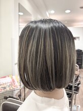 ヘアアンドメイク ブランシュ(HAIR&MAKE BLANCHE)