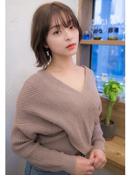 リル(Lilou) 【Lilou】シースルー.ワンレンボブ.ミルクティーアッシュ