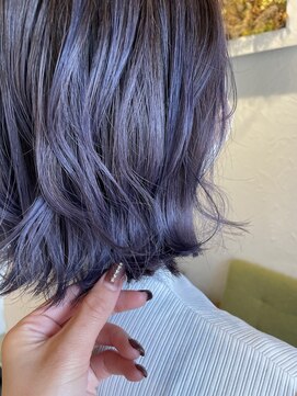 フロール(florun) ラベンダーアッシュ＆顎ラインボブ