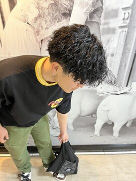 アイズ 海老名(AIZU) ツイストスパイラル ツイストパーマ センターパート