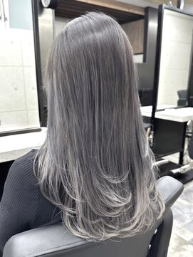 スターズ 川越店(STARS) シルバーカラー　レイヤーカット　ハイトーン　アッシュ　ロング