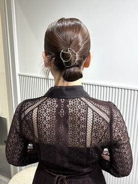 ラベスト キョウト(LOVEST) 【大人のお呼ばれヘア】艶シニヨン × カチモリヘア