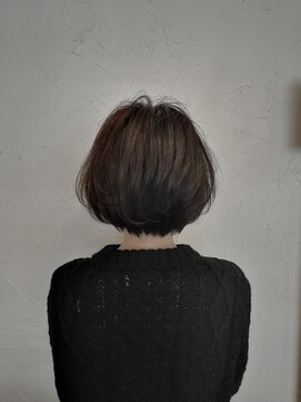 コモレビヘアワークス(komorebi hair works) ショートボブ