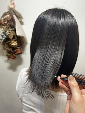 パース 横浜(PERS) マットアッシュ