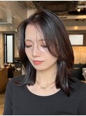 コテ巻きパーマ流し前髪大人ヘアモテ髪オフィスヘア