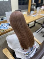 ラウル(Laulu)&nbsp;ミディアムヘア/暗めカラー/グランマッシュ/佐倉