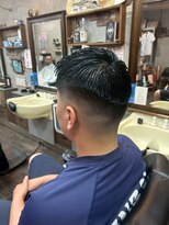 アールズ ヘア(R's hair)&nbsp;MEN’S HAIR/サーフカール/刈り上げセンターパート/印西