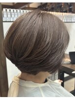 ラプチャー 上小田井(RAPTURE)&nbsp;似合わせカット白髪ぼかしハイライトベージュ