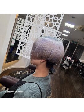 榮(Salon de 榮) 前下がりショート