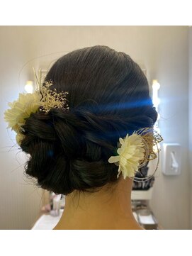 アトリエ木下 日吉店 ふんわりサイドシニヨン