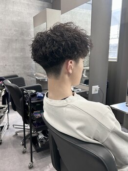 モダンメイド 四条烏丸(modern made)の写真/≪四条烏丸3分/22時迄≫ どこから見ても綺麗な《ツイストスパイラルパーマ》でモテヘアをご提案！髪質改善