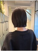 ぱっつりボブ