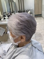ケンジ 平塚 アネッタ(KENJE annetta)&nbsp;まだ黒髪が混ざった白髪もきれいカラーに☆