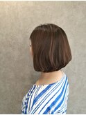 大人前下がりボブ
