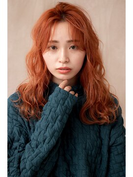 クロエ 梅田(Cloe) アプリコットオレンジ