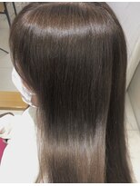 ユーフォリア 銀座(Euphoria)&nbsp;ボリュームダウンで美髪に☆髪質改善ケアストレート【藤本都】