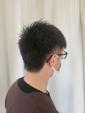 美容室ロゼ 上名古屋店 2ブロ　ショート