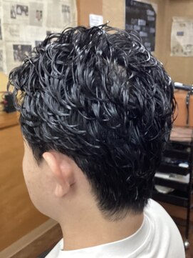 コダマ 新大塚店(KODAMA) サイドパートツーブロックパーマスタイル（マッシュパーマ）床屋