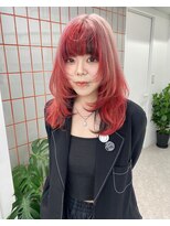 ペレ 渋谷(PELE)&nbsp;黒髪／グレーベージュ/レイヤーロング/前髪パーマ／渋 谷