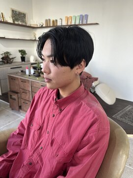 シラス(SiLasu) 美シルエットメンズセンターパート