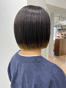 ピッポ(PIPPO) タッセルボブ×裾カラー