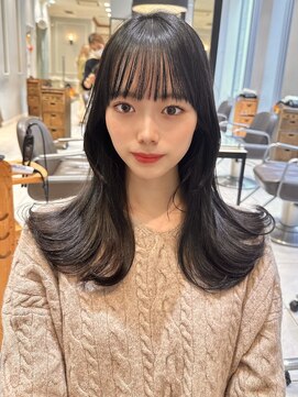 ネオリーブギンザ 銀座店(Neolive GINZA) 韓国風レイヤー×くびれ巻き/黒髪/暗髪【銀座駅/髪質改善】片桐