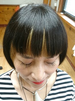 じぃば美容室の写真/【今治駅から車で7分】自宅でも扱いやすい手ぐしでまとまるStyleに！《カット＋シャンプー￥3,000》