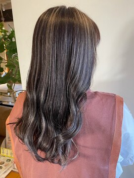 スプリング バイ ラシク(spring by Rasiku) ハイライトカラー