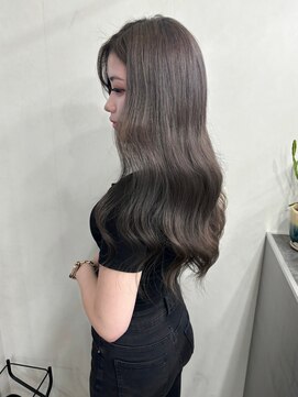 ティントバイアロブリーチ 大阪梅田(tint by alo bleach) Sier Greige