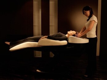 ラモードイワイ 中津川(La mode IWAI)の写真/*頭浸浴*選べるアロマでリラックススパ♪フルフラットシャンプー台で快適にお過ごしいただけます。