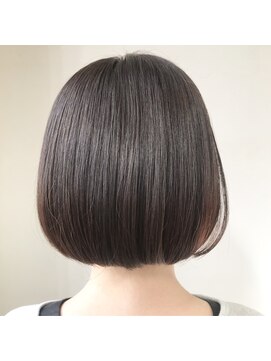 アトリエファゴ ハナミズキ店 切りっぱなしボブ