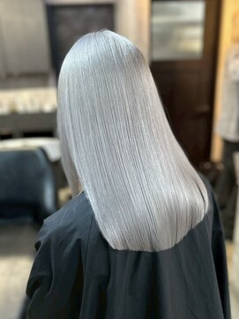 ネハス(nehus.) ブリーチ/ミディアムヘア/デザインカラー/フェイスフレーミング