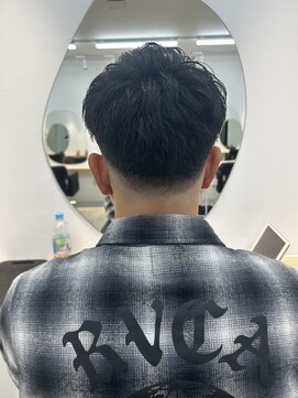 ソソ(soso.) MEN’S HAIR/サーフカール/刈り上げセンターパート/木更津