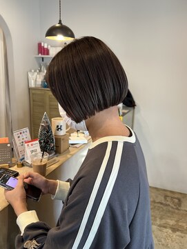 ミュゼリーブル(Musee libre) 切りっぱなしミニボブ