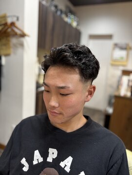 ジェネシス 本店(genesis) 短髪ラルフカール