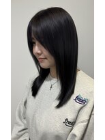 ヘアースタジオ ゼン カロン(Hair studio Zen kalon) ダークブルー/顔周りカット/カーテンバング/20代30代