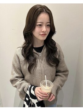 ニナ 梅田(nina) オリーブベージュ