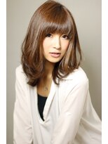 ネオス(neos)&nbsp;[neos]　 顔型に似合わせるスタイル　クールセミディ