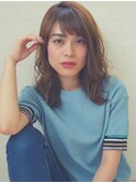ミディアム×カジュアルパーマ×ツヤベージュ [enam新宿東口店]